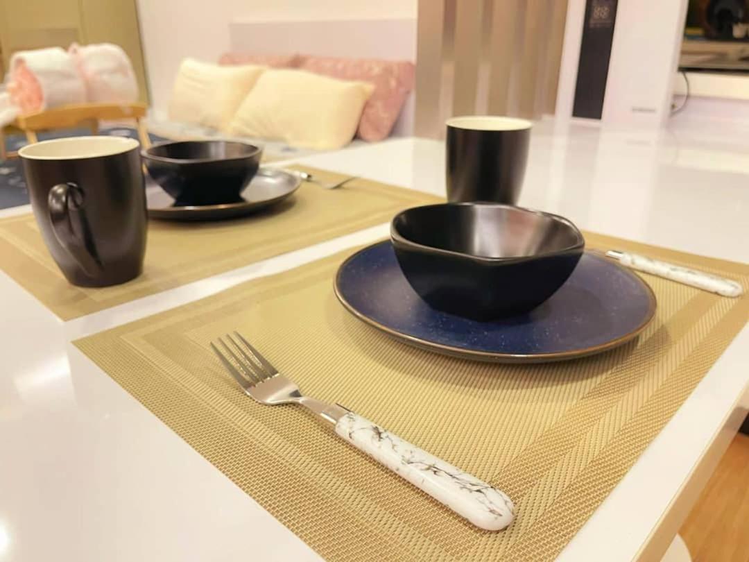 1 Dream @ Symphony Tower 酒店风格与齐全设备享受美好夜景 Apartment Seri Kembangan