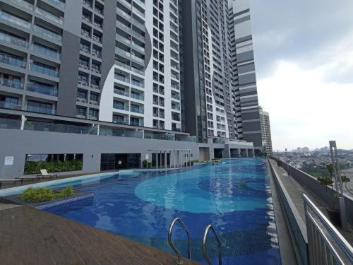 1 Dream @ Symphony Tower 酒店风格与齐全设备享受美好夜景 Apartment *